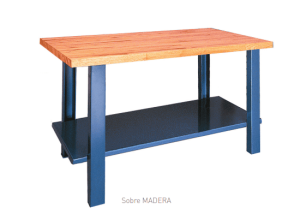 Mesa de taller con estructura de chapa y sobre madera