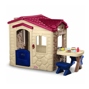 Casa picnic en el patio