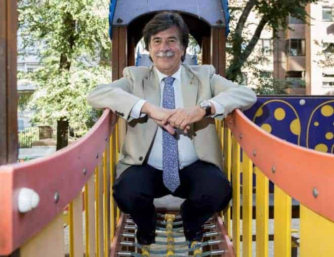 LA ETAPA DE LA ADOLESCENCIA SE HA ALARGADO MUCHO Y HAY UNA RESPONSABILIDAD PATERNA