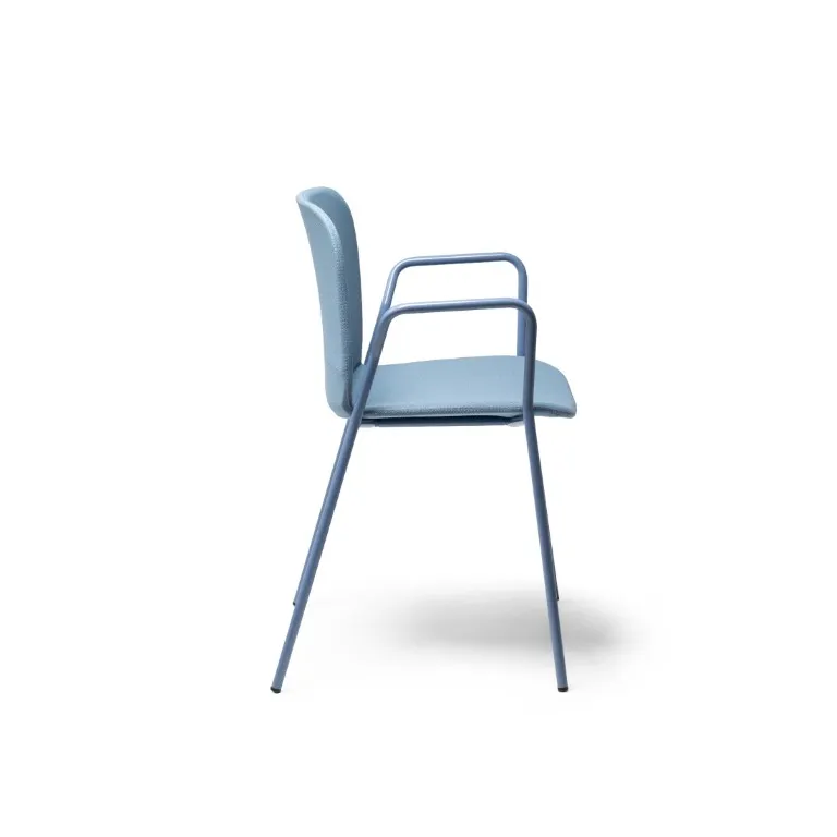 Silla tapizada VENT apilable con brazos - Imagen 5