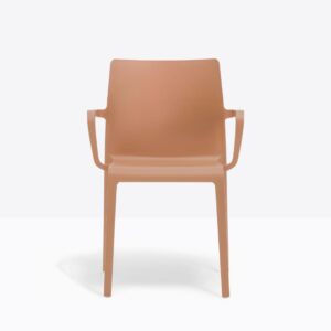 Silla VOLT apilable, con brazos